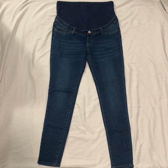 Maternity Jeans - Picture 1 of 2